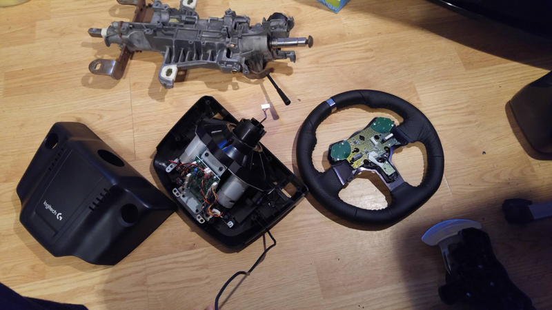 Illustration for article titled Totally amazing home built racing simulator found on Facebook!!!